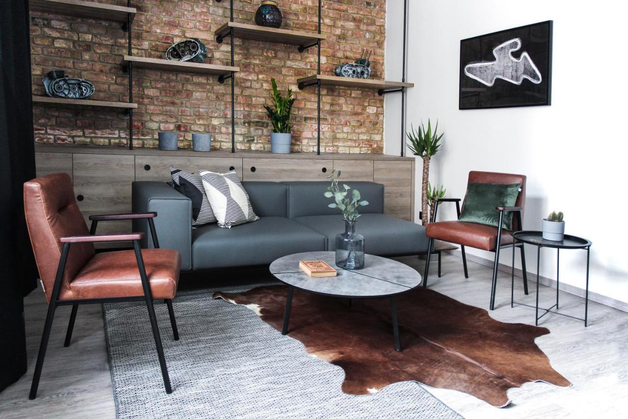 Apartmanovy Dum U Tomana Готель 4*